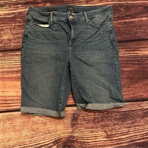 NYDJ Women's Briella Bermuda Denim Shorts Size 16 Plus Size